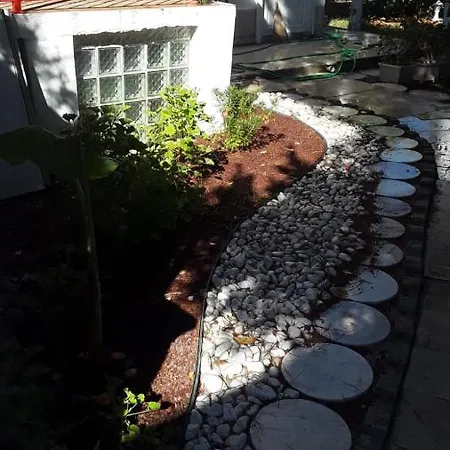 çeşme'de Müstakil Bahçeli Dubleks Villa