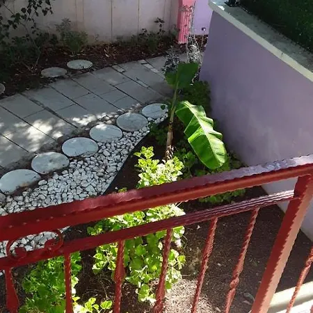 Cesme'de Mustakil Bahceli Dubleks Vilă *