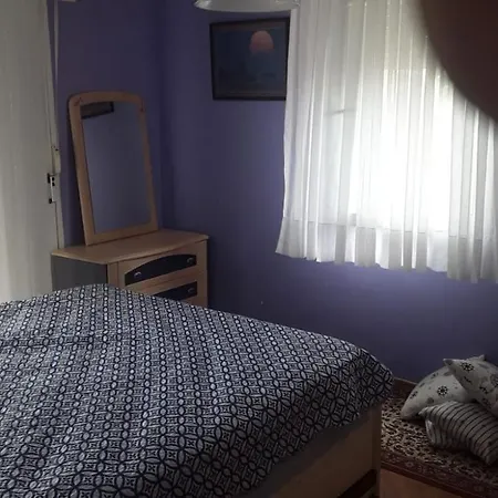 Villa çeşme'de Müstakil Bahçeli Dubleks Çeşme